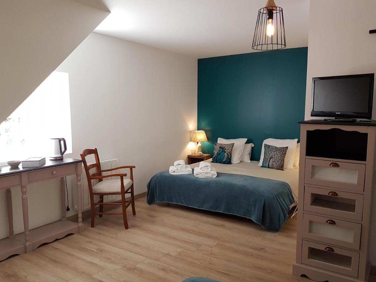 Le Moulin De Charin Bed & Breakfast La Pommeraie-sur-Sèvre Екстериор снимка
